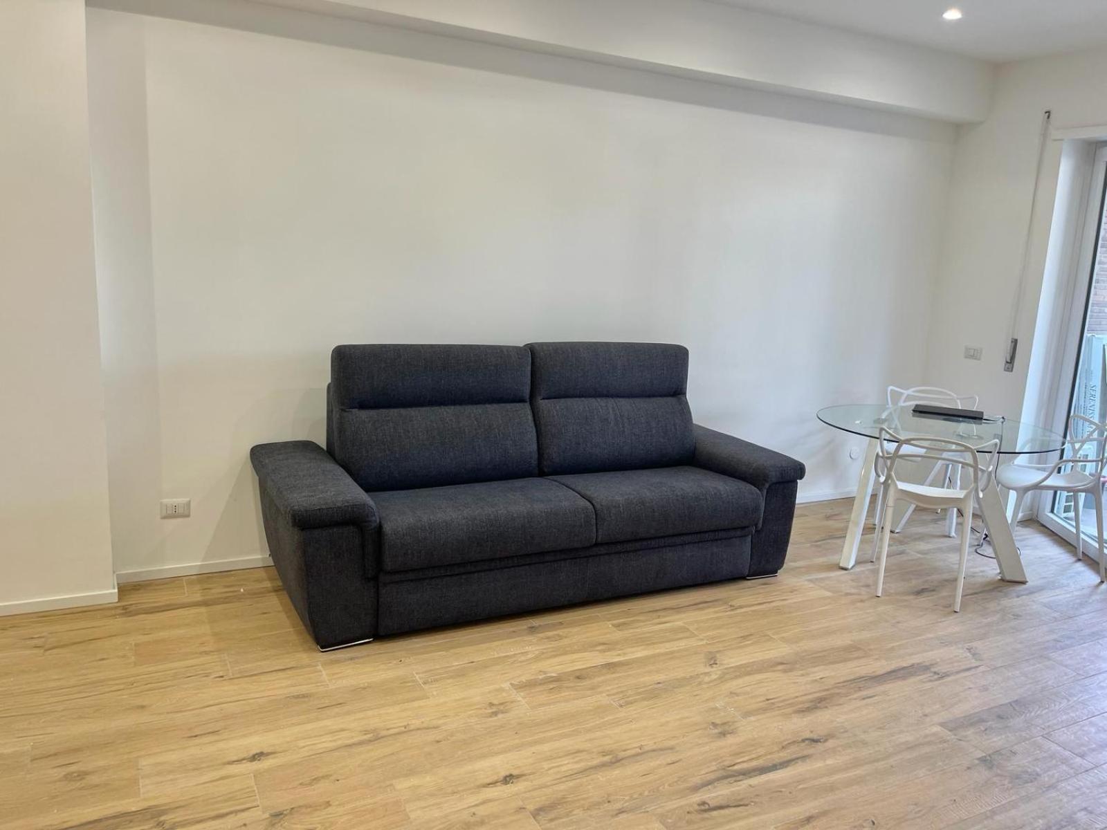 Appartement Pm 34 Viale Imperatore - 50 Mt From Metro San Paolo