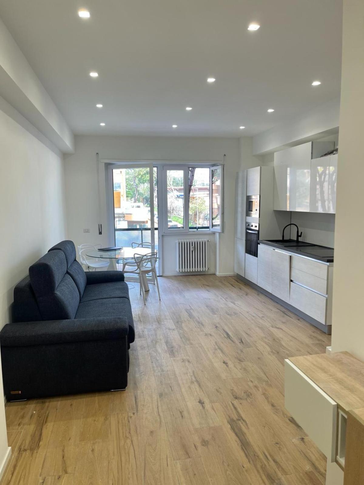 Appartement Pm 34 Viale Imperatore - 50 Mt From Metro San Paolo Rome