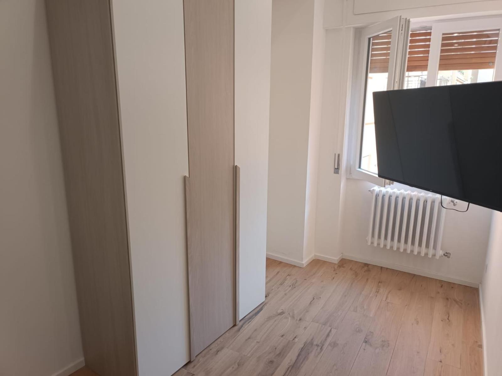 Pm 34 Viale Imperatore - 50 Mt From Metro San Paolo Appartement *